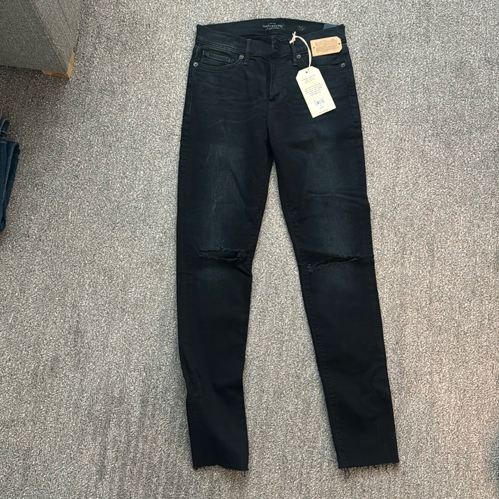 NEW LUCKY BRAND Jeans Size 4/27